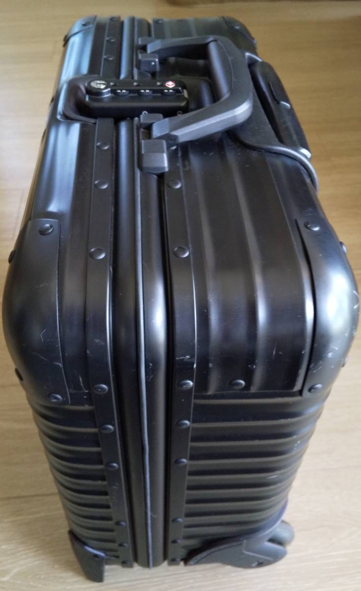 リモワ ルフトハンザ ステルス 28L 2輪:廃盤 貴重 | www.livusinc.com.br