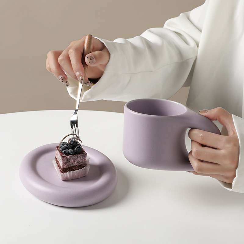 新品　INS風　Tiktok　　飾り物　人気　カップ　お菓子皿　マカロンカラー　可愛い　カップルカップ　　セラミック　パープル