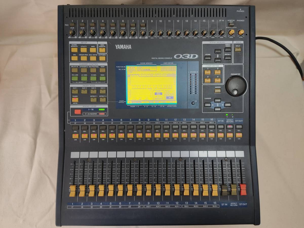 YAMAHA O3D デジタルミキシングコンソール A-DATカード、マニュアル