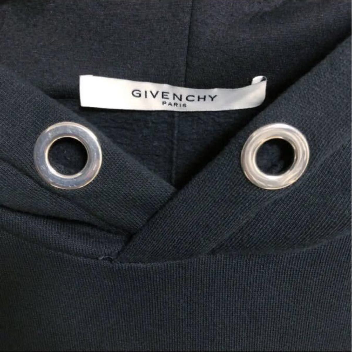 GIVENCHY デザイン　プルオーバー パーカー  メンズ