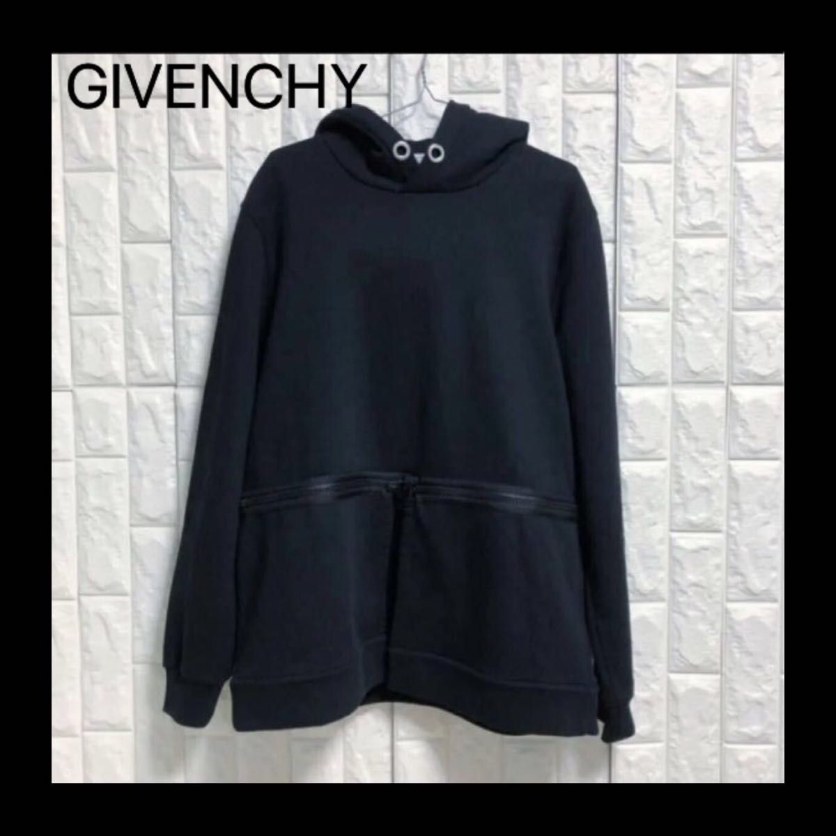 GIVENCHY デザイン　プルオーバー パーカー  メンズ