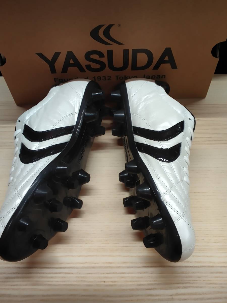 ★定価変更 ヤスダ YASUDA サッカーシューズ スパイク 固定式 Ligaresga Pro YSD-F20.001 WHITE／BLACK 27,0cm カンガルー皮 黒ソール_画像6