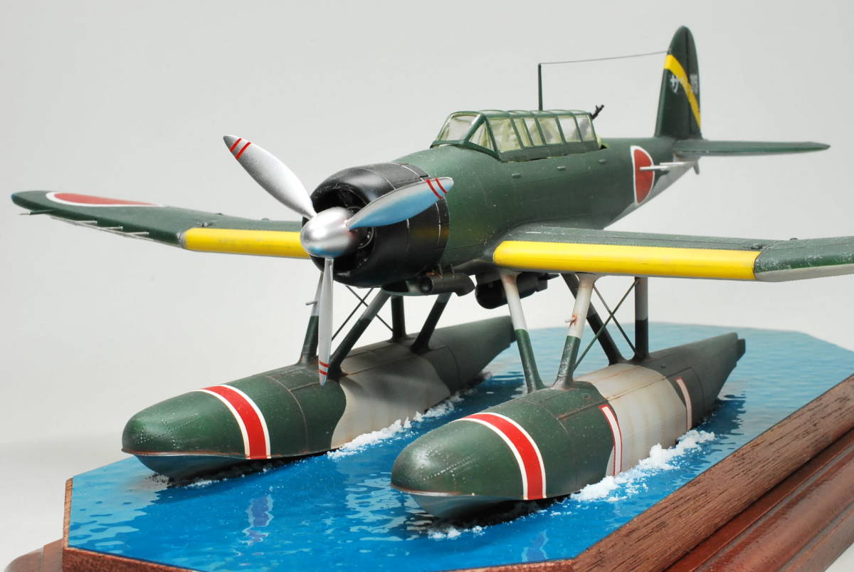 希少 ニチモ 1/48 日本海軍零式三座水上偵察機１１型 完成品