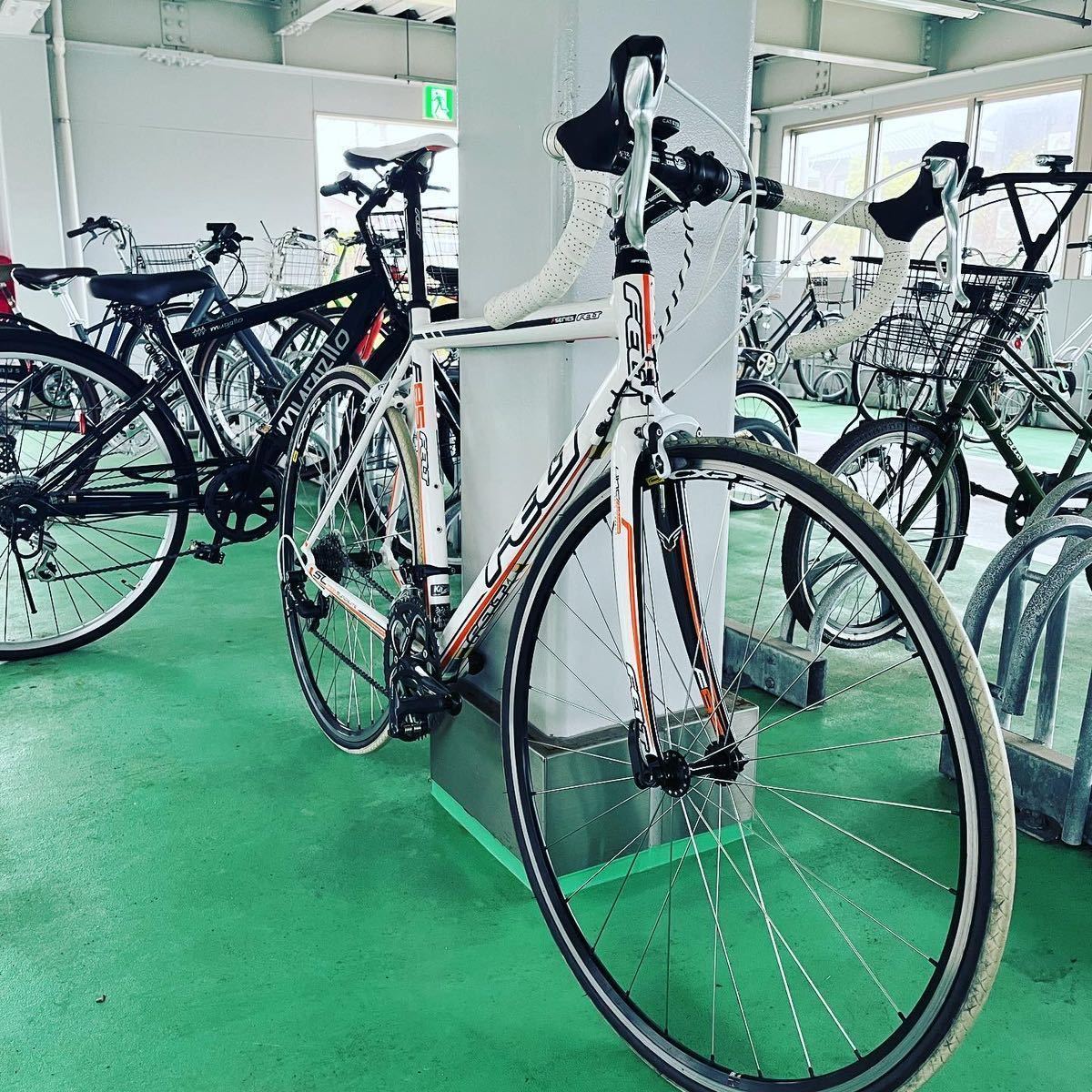 ペダルに felt F85 56サイズ 105搭載 をおかけし - cukurovabasketbol.com