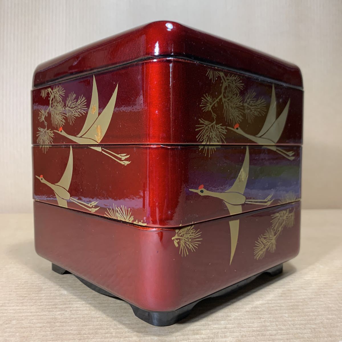 【未使用】漆器 漆塗り 会津塗り 漆のうつわ 重箱 三段 玉虫 松鶴 16㎝×16㎝×高さ17㎝ 全14品セット【送料無料】_画像3