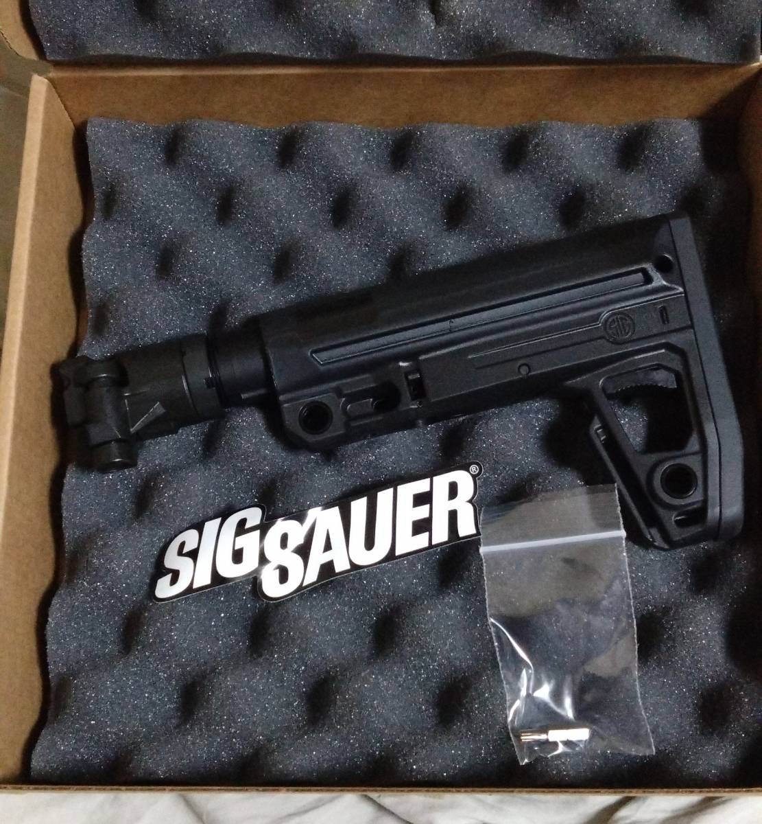 います 実物 SIG SAUER M4 STYLE STOCK FOLDING MIL SPEC STOCK 1913