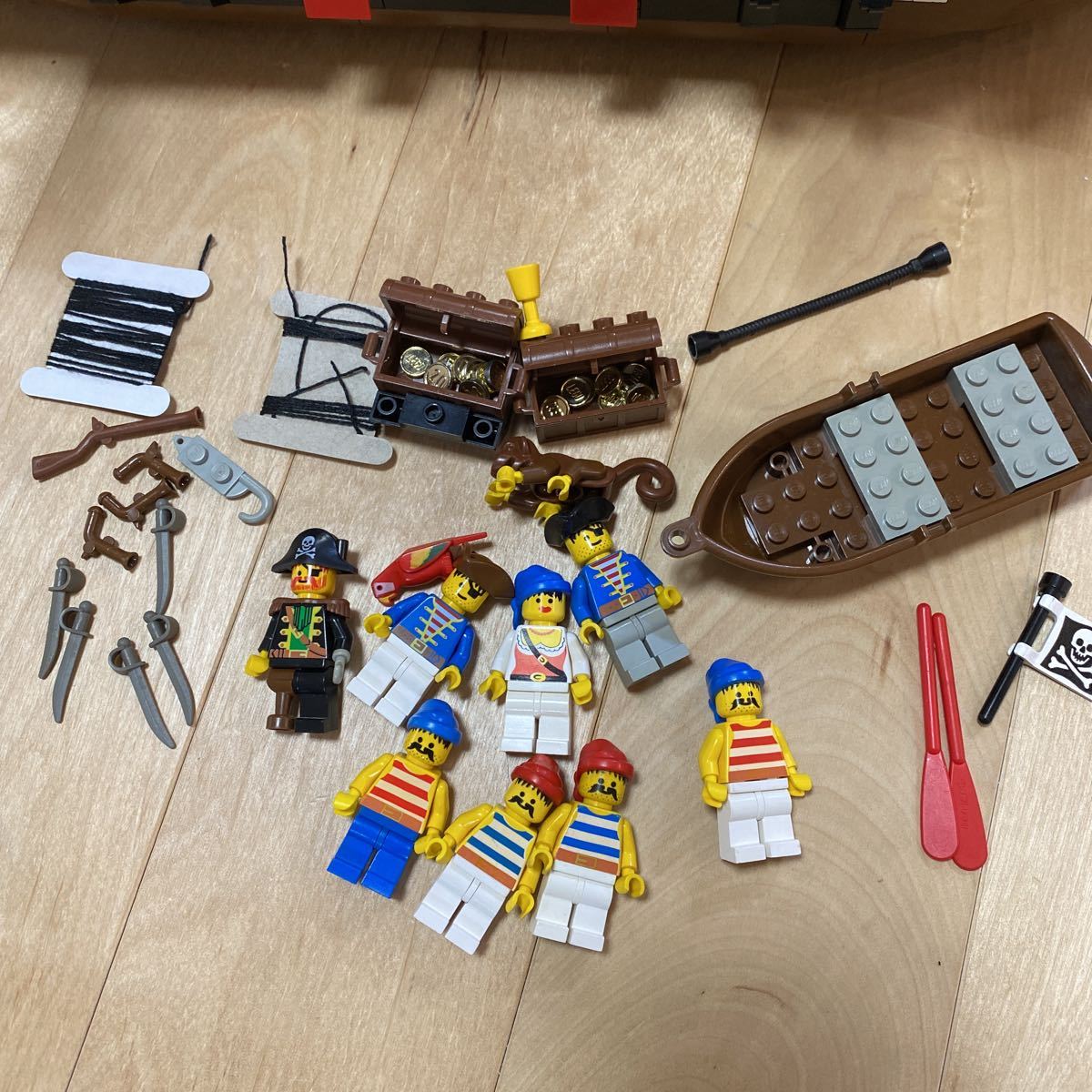 [送料込み] LEGO レゴ　6285　ダークシャーク号　海賊　南海の勇者　1円スタート 船_画像4