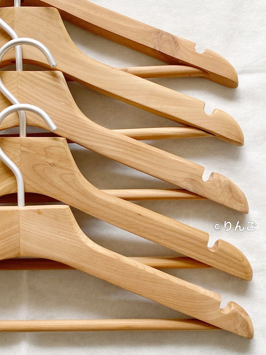 完売廃番【極美品】無印良品 MUJI レッドシダーハンガー 薄型 5 完売廃番【極美品】無印良品 MUJI レッドシダーハンガー 薄型 5