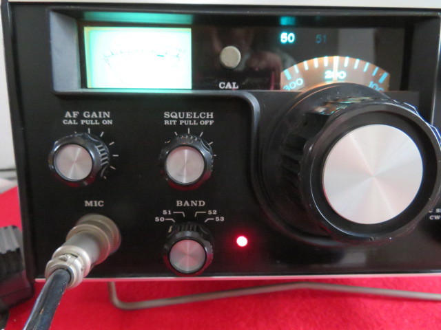 TR-5200 TRIO 50MHz AM/FM SSB(受信) 本体は奇麗な方ですが、送受信不調 要修理 ジャンクの画像3