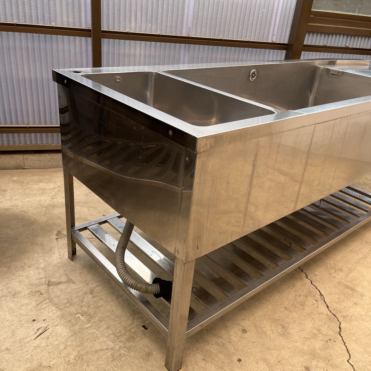インボイス登録店 ソイルドシンクW2100×D750×H800mm 脚欠品 インボイス登録店 ソイルドシンクW2100×D750×H800mm 脚欠品