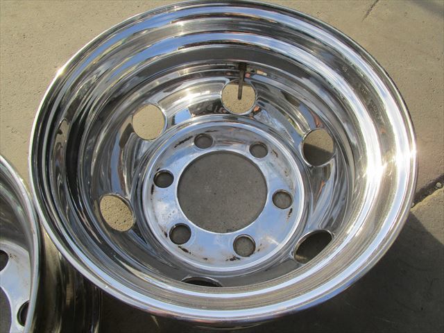 送料無料 4トン車 ブリヂストン製 メッキホイール 17.5×6.00 6穴 リア