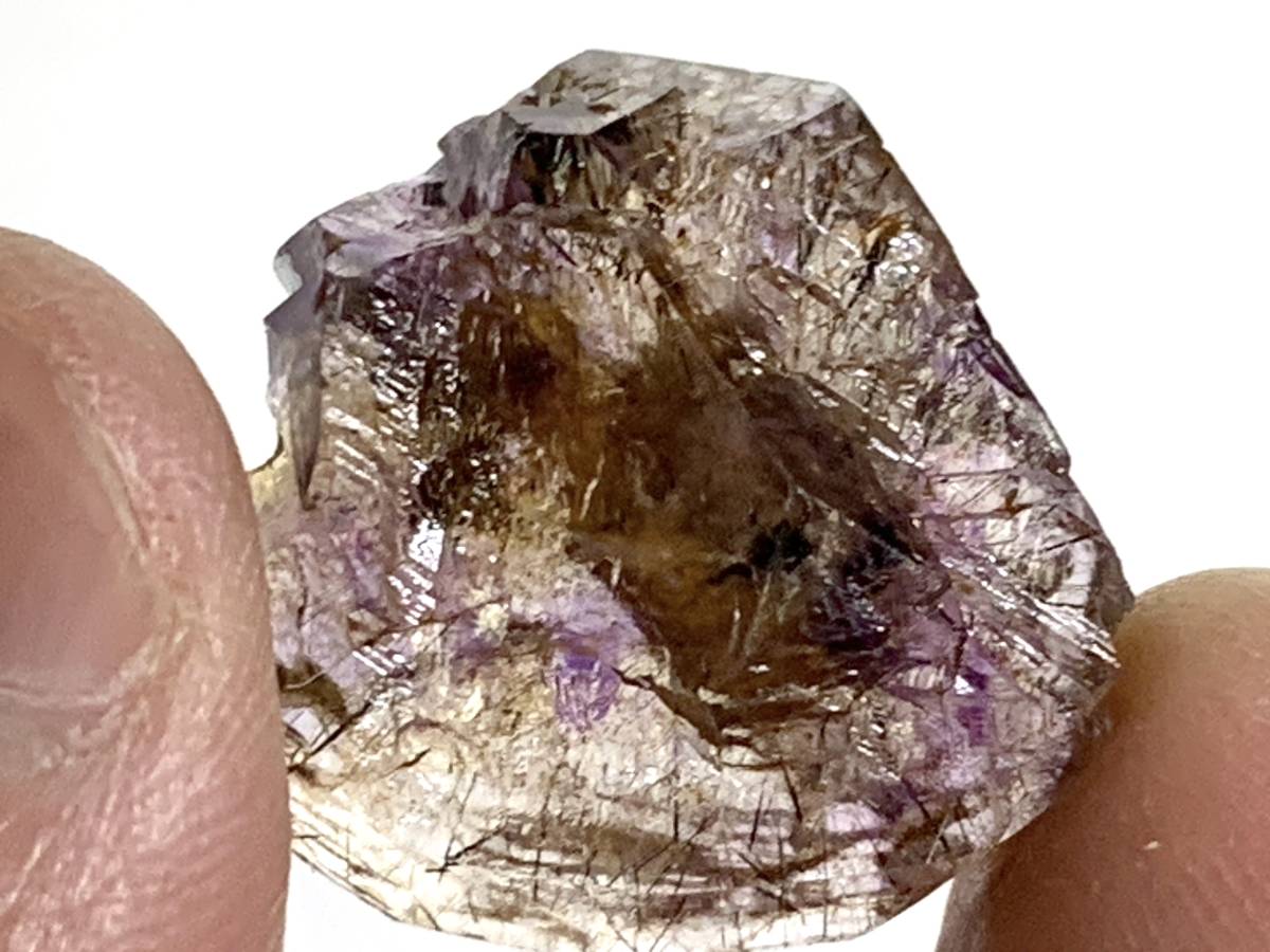 【珍品】放射状のインクルージョン入り紫水晶・3-15・6g程度（鉱物標本）_画像5