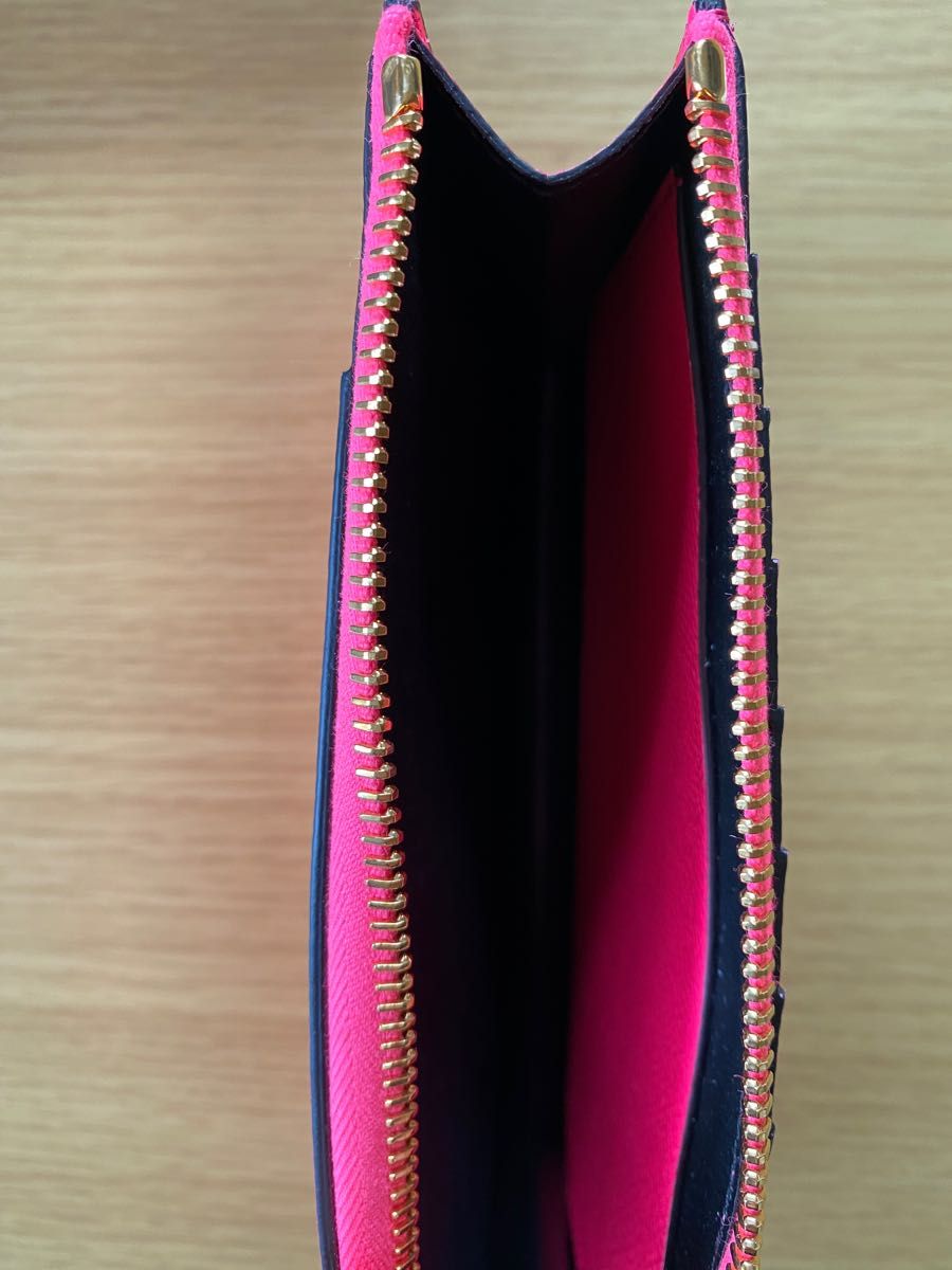 TOM FORD スマホケース カードケース 財布 小銭 新品 クラッチ|Yahoo