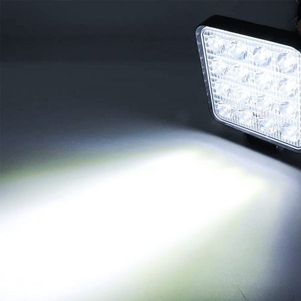 LED ワークライト 作業灯 12V/24V 兼用 48W 6000K ホワイト 防水 デッキライト 投光器 車幅灯 照明 トラック 10個セット 05の画像2