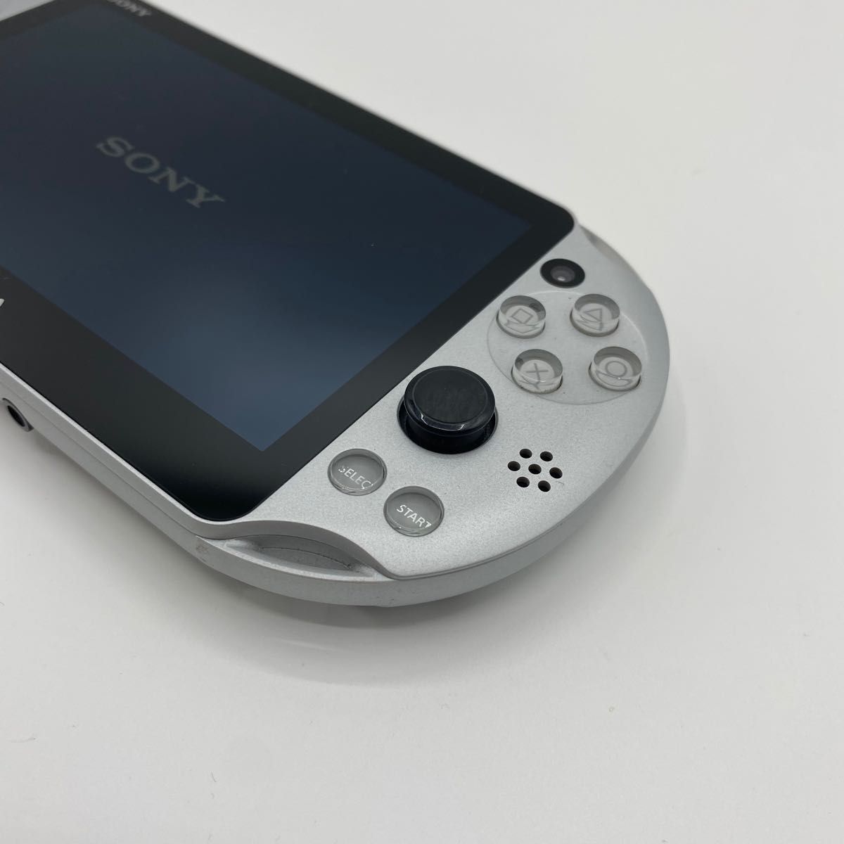 PS Vita PCH-2000 シルバー　 PlayStation Vita SONY SILVER Wi-Fiモデル