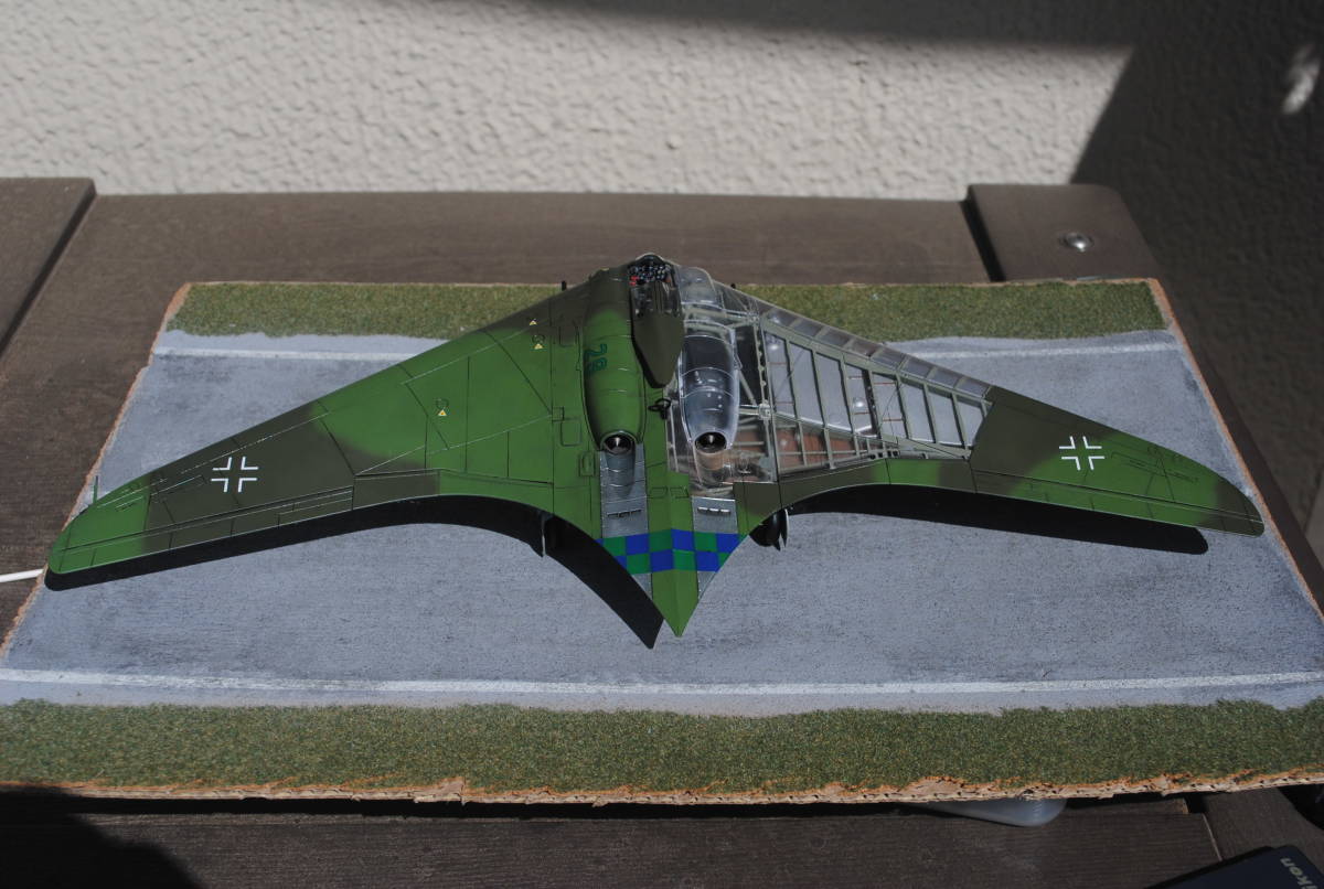 Yahoo!オークション - 造形村 1/48 ホルテン Ho229 完成品 Yahoo!オークション - 造形村 1/48 ホルテン Ho229 完成品