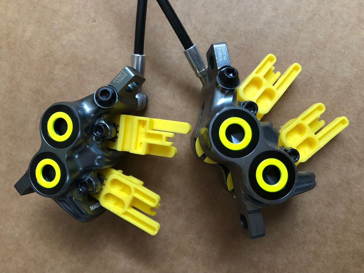 MAGURA マグラ MT7 HC3レバー 前後 ディスクブレーキセット MAGURA マグラ MT7 HC3レバー 前後 ディスクブレーキセット