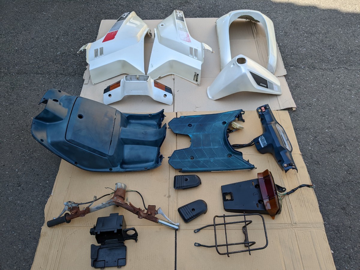ホンダ HONDA AF09 タクト 外装 カウル クレージュタクト クレタク