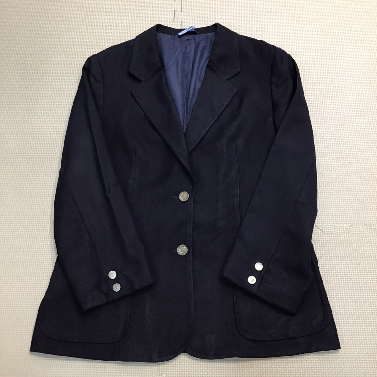 O182 (中古) 四国方面 校名不明 3点セット /165/170A/W80/ブレザー/ブラウス/スカート/チェック柄/冬服/冬用/制服/学生服/中学校/女子学生_画像2