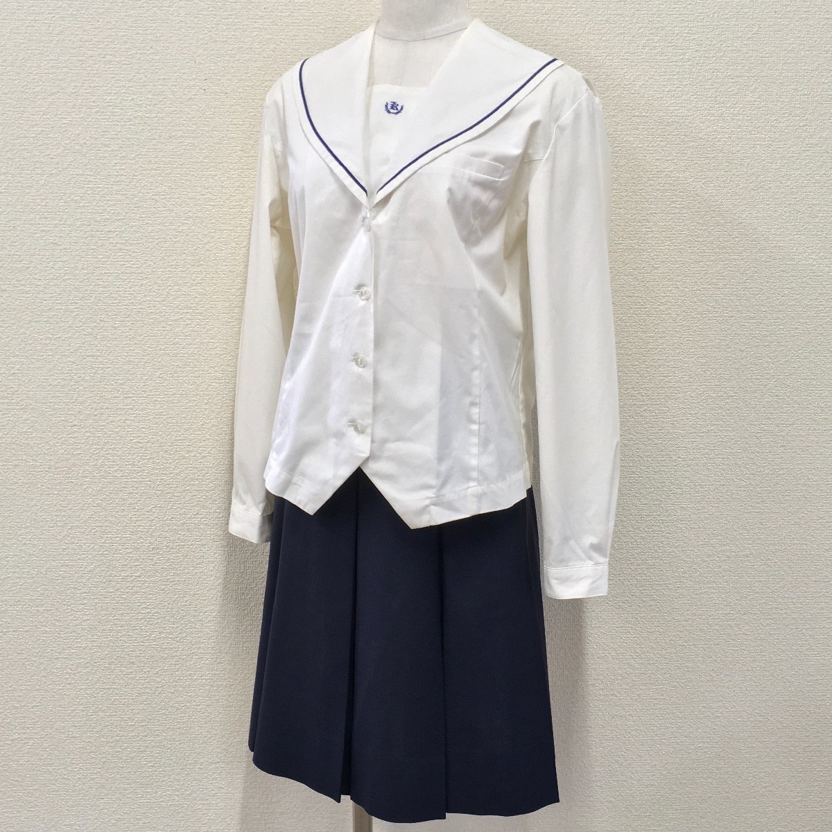 A190 (中古) 栃木県 烏山高校(旧制服) セーラー服 上下セット /M A190 (中古) 栃木県 烏山高校(旧制服) セーラー服 上下セット /M