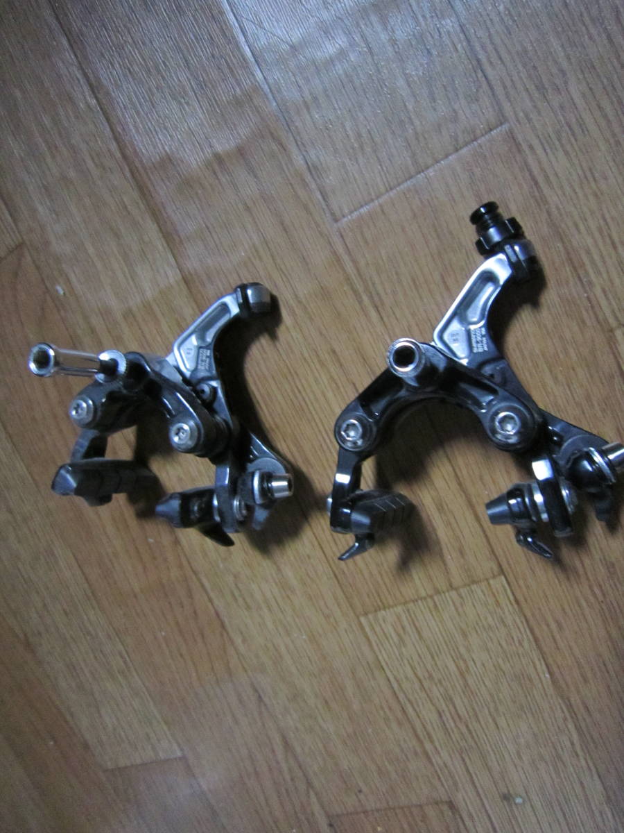 中古品　SHIMANO DURA-ACE BR-9000 F/Rセット　シマノ　デュラエース　デュアルピボット　ブレーキキャリパー前後セット_画像2