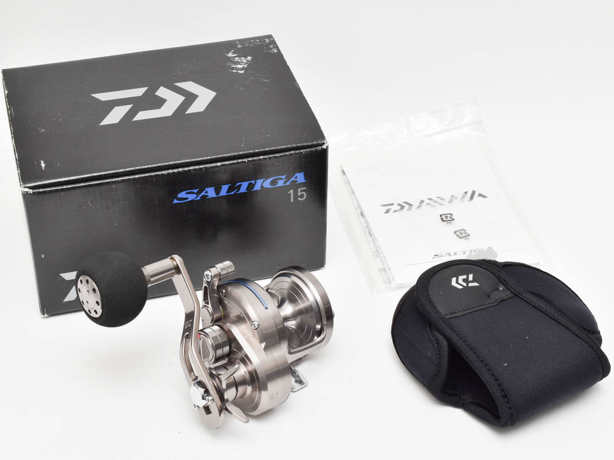 未使用品】ダイワ 15ソルティガ 15 右ハンドル ヒラマサ 青物 スロー
