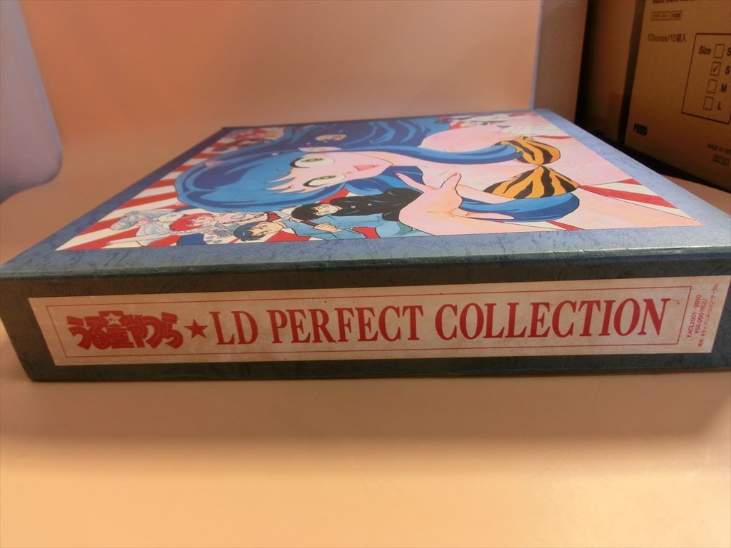 T[chi2-92][80 size ] not yet inspection goods / anime LD10 sheets set box / Urusei Yatsura LD Perfect Collection/* scratch * dirt have 