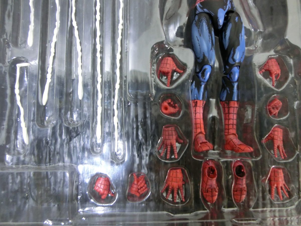 T【V8-47】【60サイズ】アメイジング・スパイダーマン アクションフィギュア No.108 コミックペイント/※両腕欠品・外箱傷み有の画像5