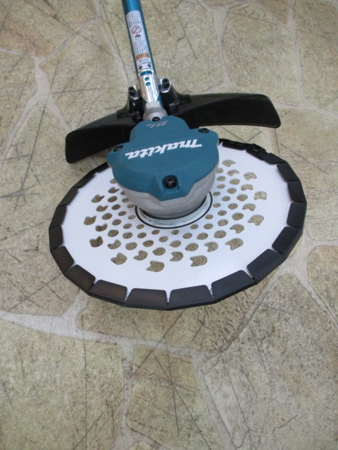 makita】マキタ 充電式刈払機 MUR001GRM 未使用展示品 | knowhowtrg.com