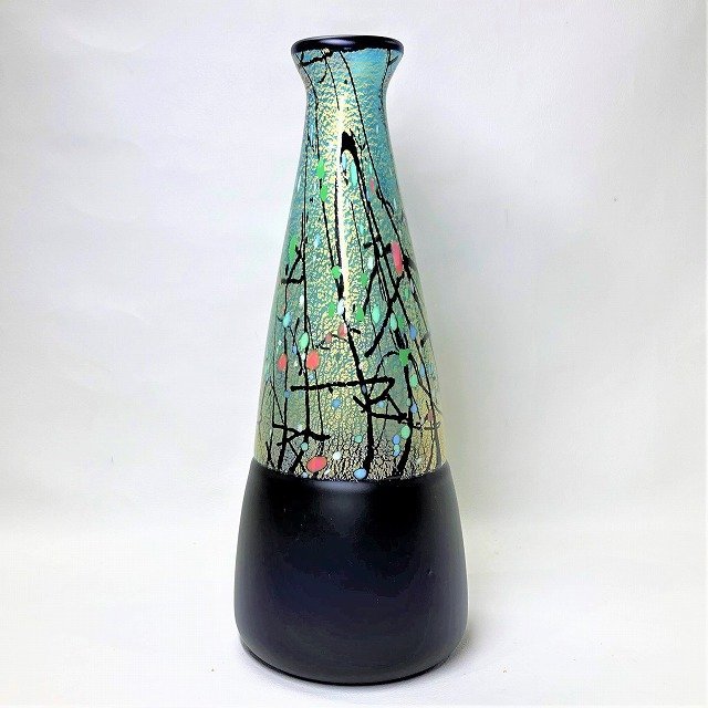 新しく着き 黒木国昭 手吹きガラス E1022-4 共箱 アート 美術品 刻印有 花瓶 現代の名工 高さ約32cm 花器 工芸ガラス