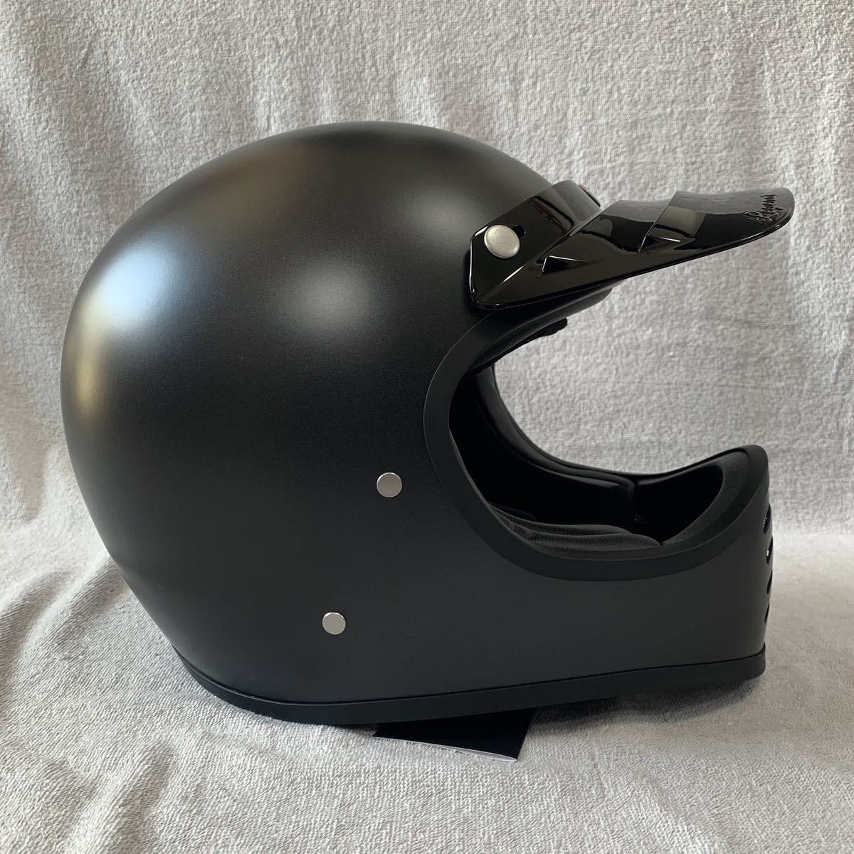 agv エージーブイ X101 フルフェイスヘルメット MATT BLACK Lサイズ アジアフィット バイザー付き 新品 A50302-13_画像3