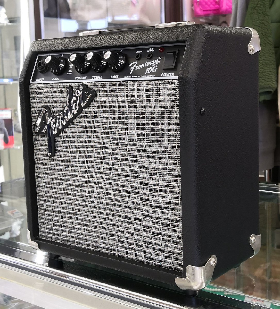 美品 Fender Frontman 10G ギターアンプ 10W フェンダー フロントマン コンボアンプの画像2