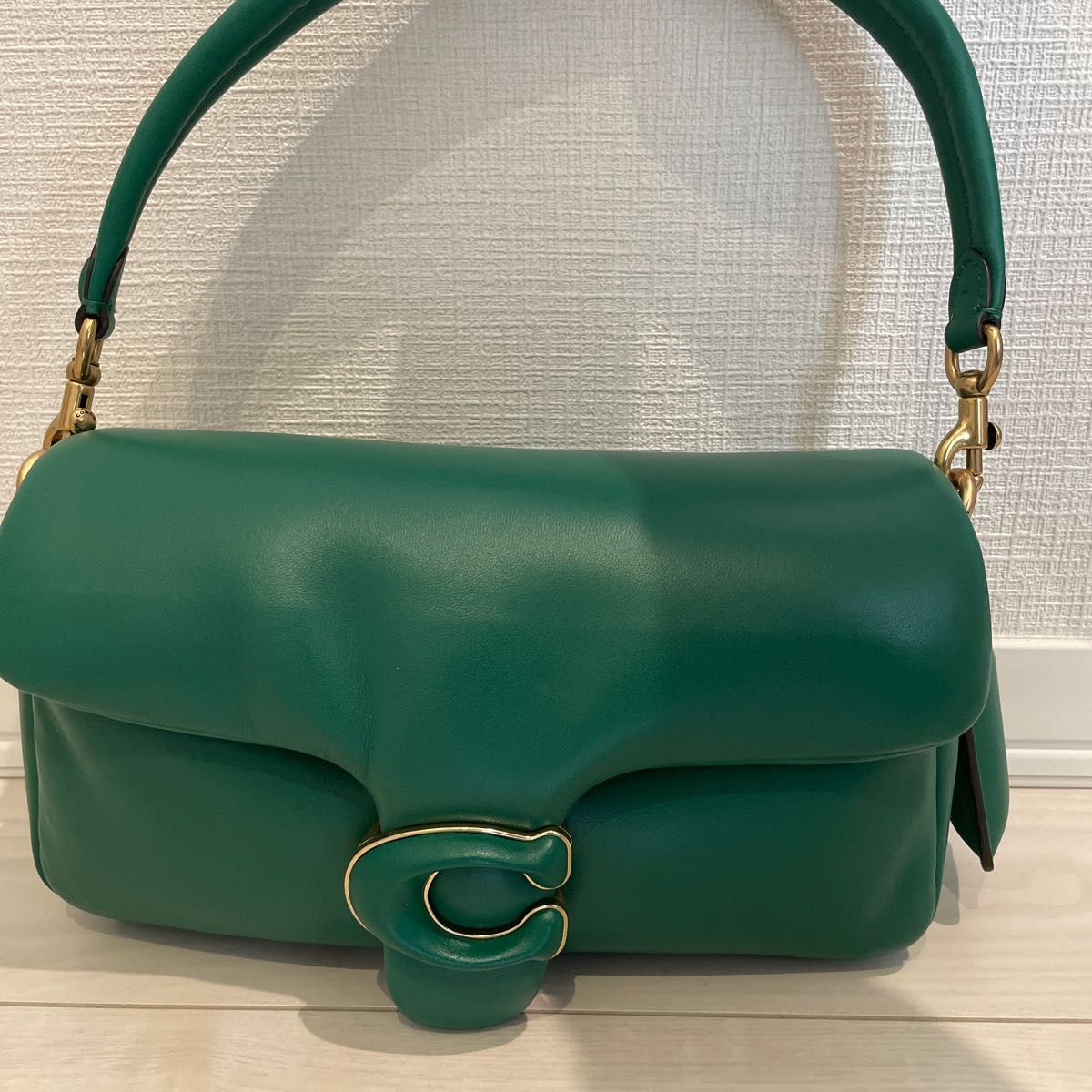2021年最新海外 coach デニム コーチ ピロータビーショルダーバッグ