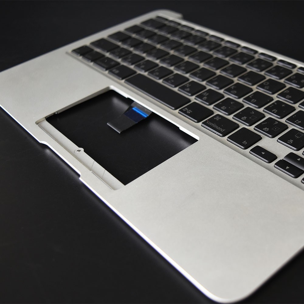 当日発送 MacBook Air 11 inch Late 2010 日本語 キーボード パームレスト スピーカー 中古品1 Y　A1370　JIS_画像3
