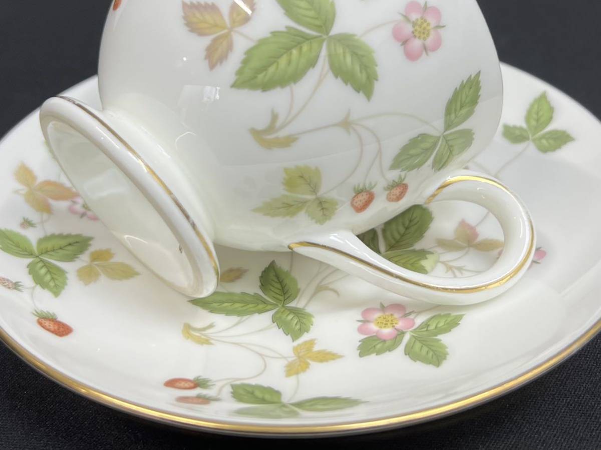 ウェッジウッド ワイルドストロベリー カップ&ソーサー WEDGWOOD C&S 英国 金彩 コーヒー ティー 珈琲 紅茶■兵庫県姫路市発 G3_画像2