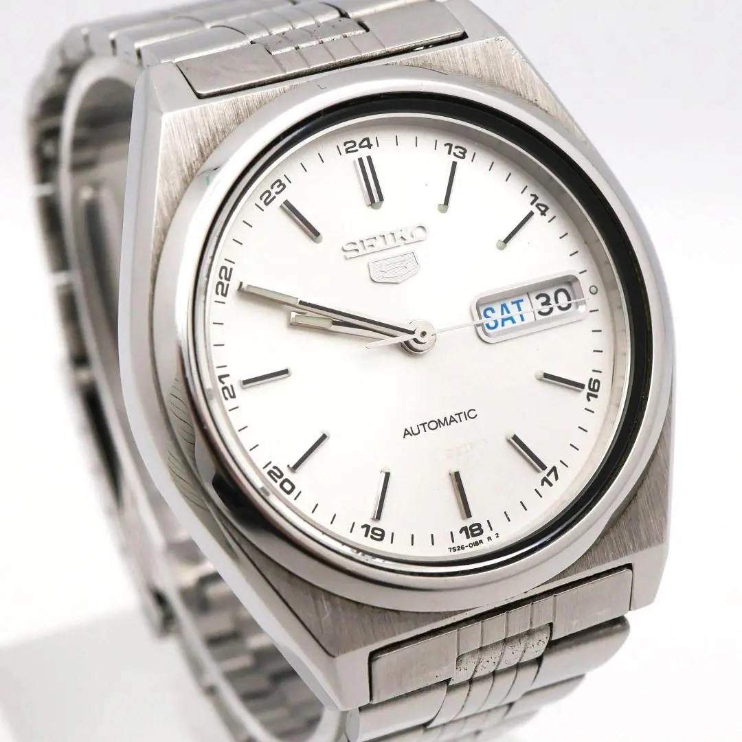 ボトムを作り続け40年 《希少》SEIKO 5 腕時計 シルバー 自動巻き