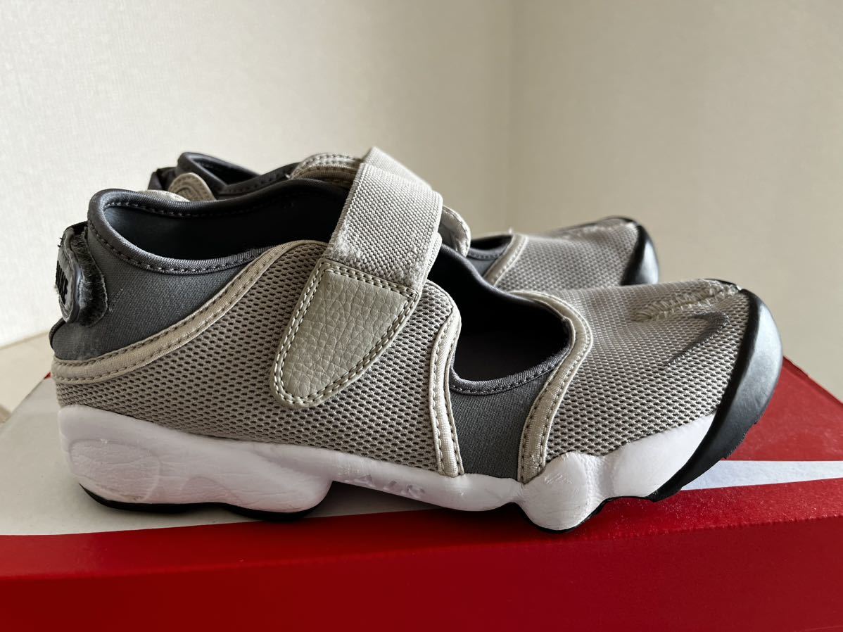 専用 美品 NIKE ナイキ エアリフト AIR RIFT グレー 廃盤 24 貴重カラー NIKE AIR RIFT ナイキ エアリフト 24cm|Yahoo