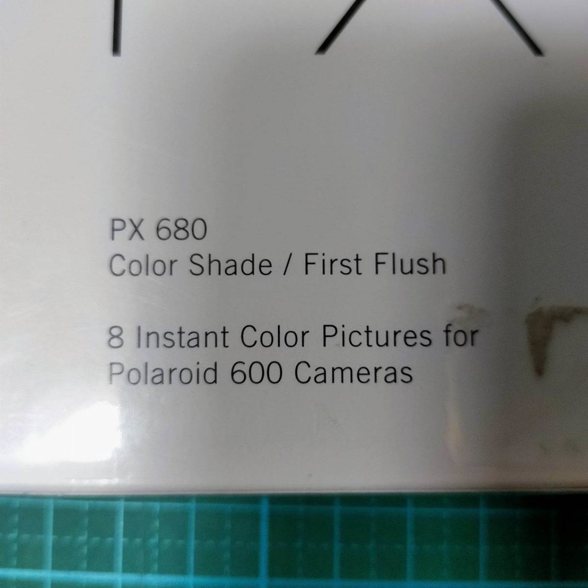 IMPOSSIBLE インスタント カメラ フイルム PX 680 Color Shade FF
