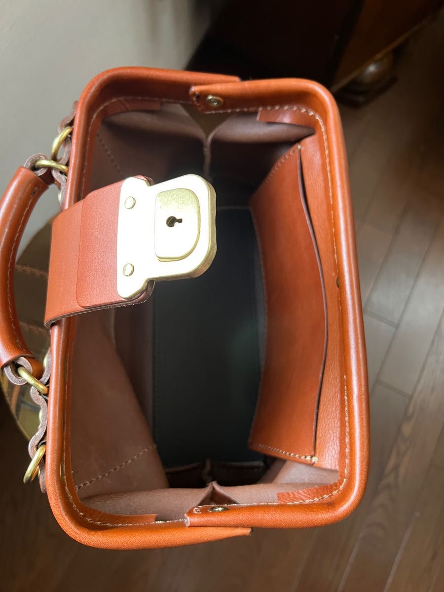 IP65防水 新品未使用ヘルツ HERZ 2WAY 口枠ミニショルダー(CW-7
