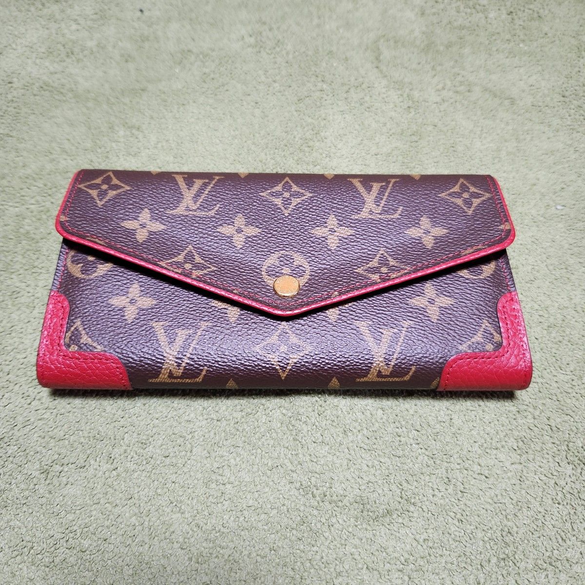 レディース希少&美品LOUIS VUITTON レイユール ジッピーウォレット小物
