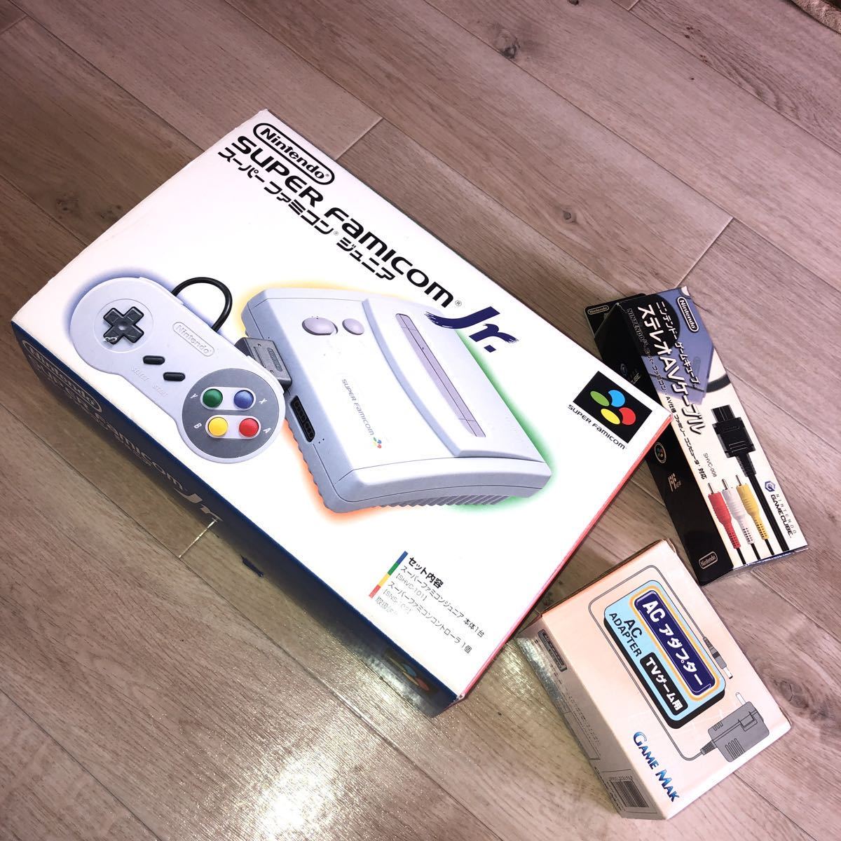 SUPER FAMICOM Jr. 本体 コントローラー 2個 アダプター AVケーブル セット SET スーパーファミコンジュニア NINTENDO 任天堂 箱説明書付き_画像1