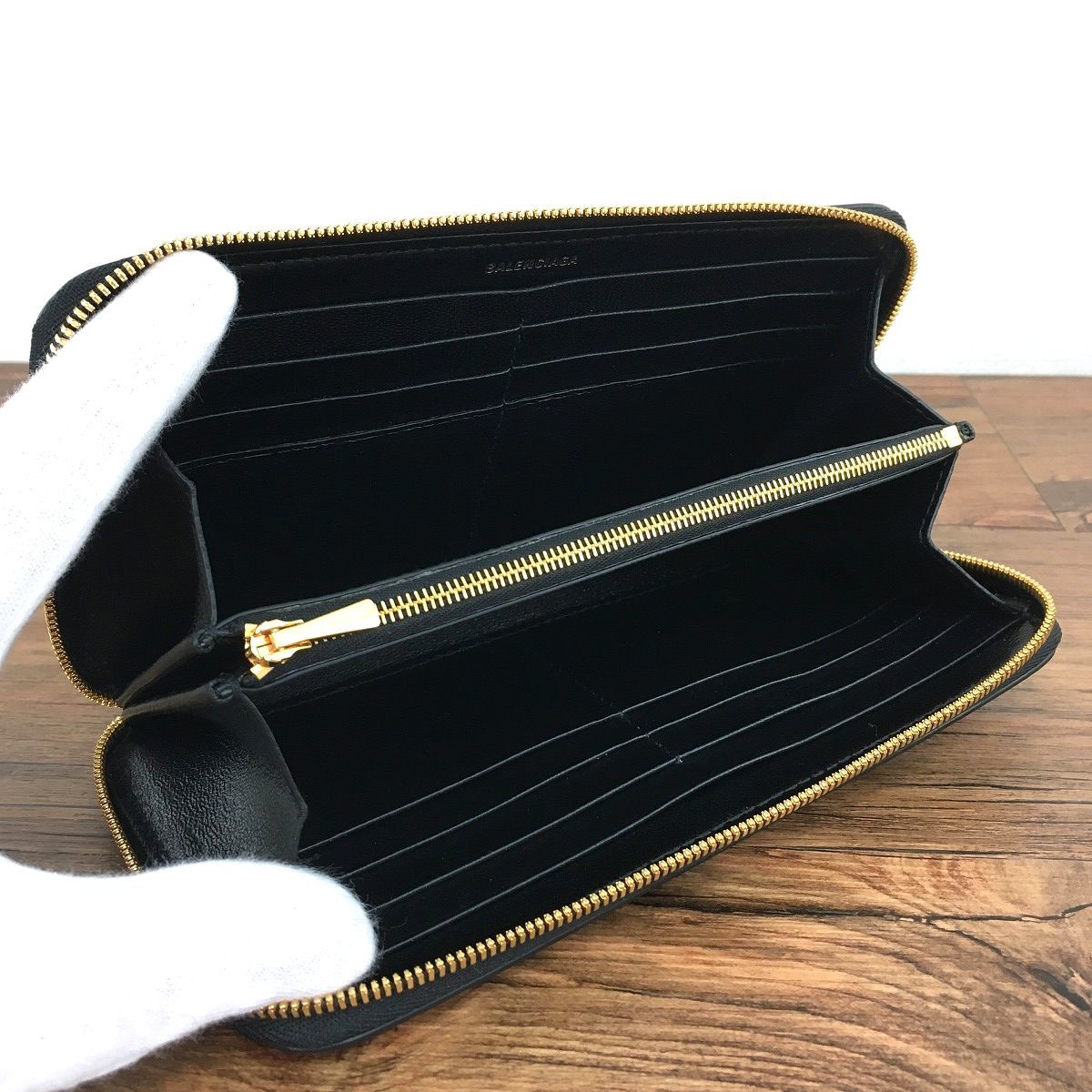 ☆送料無料☆ 未使用品 BALENCIAGA ジップウォレット 601390 ブラック