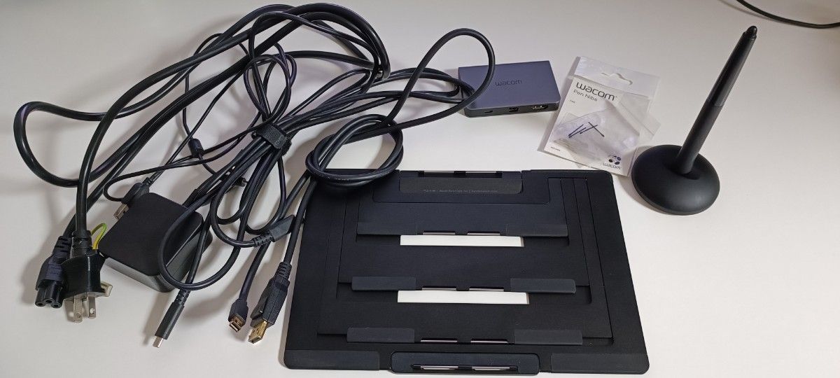 Wacom Cintiq pro 16 ジャンク品|PayPayフリマ