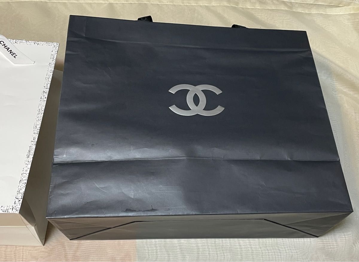 CHANEL】シャネル ショップバッグ 大きな紙袋 2点セット|Yahoo CHANEL】シャネル ショップバッグ 大きな紙袋 2点セット|Yahoo
