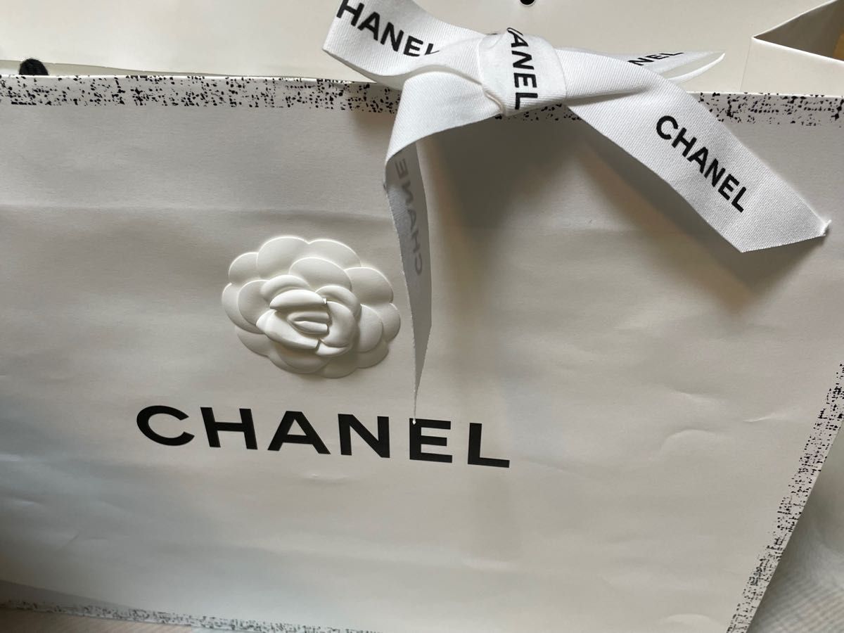 CHANEL】シャネル ショップバッグ 大きな紙袋 2点セット|Yahoo CHANEL】シャネル ショップバッグ 大きな紙袋 2点セット|Yahoo