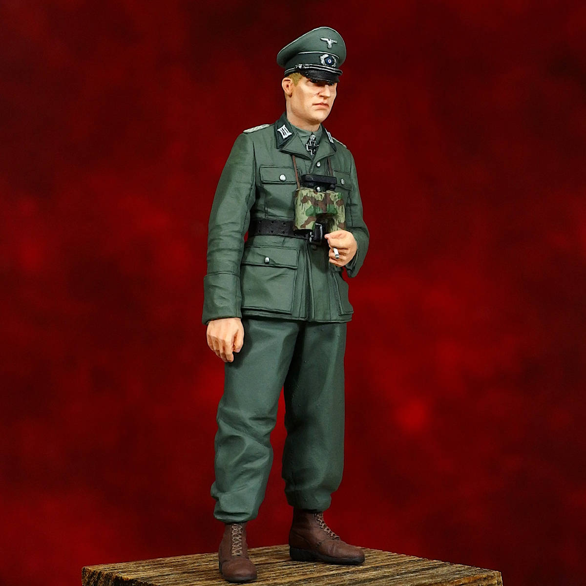 [157] final product 1/35 figure WW2 Germany army land army .. little . TaylorMade tunic Painted and Built Figure 50mm