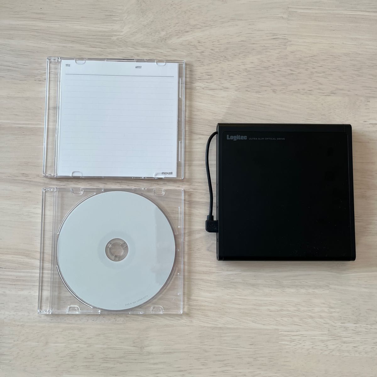 【結婚式用】Logitec ロジテック 外付けDVDドライブ USB　CD-R DVD-R付き