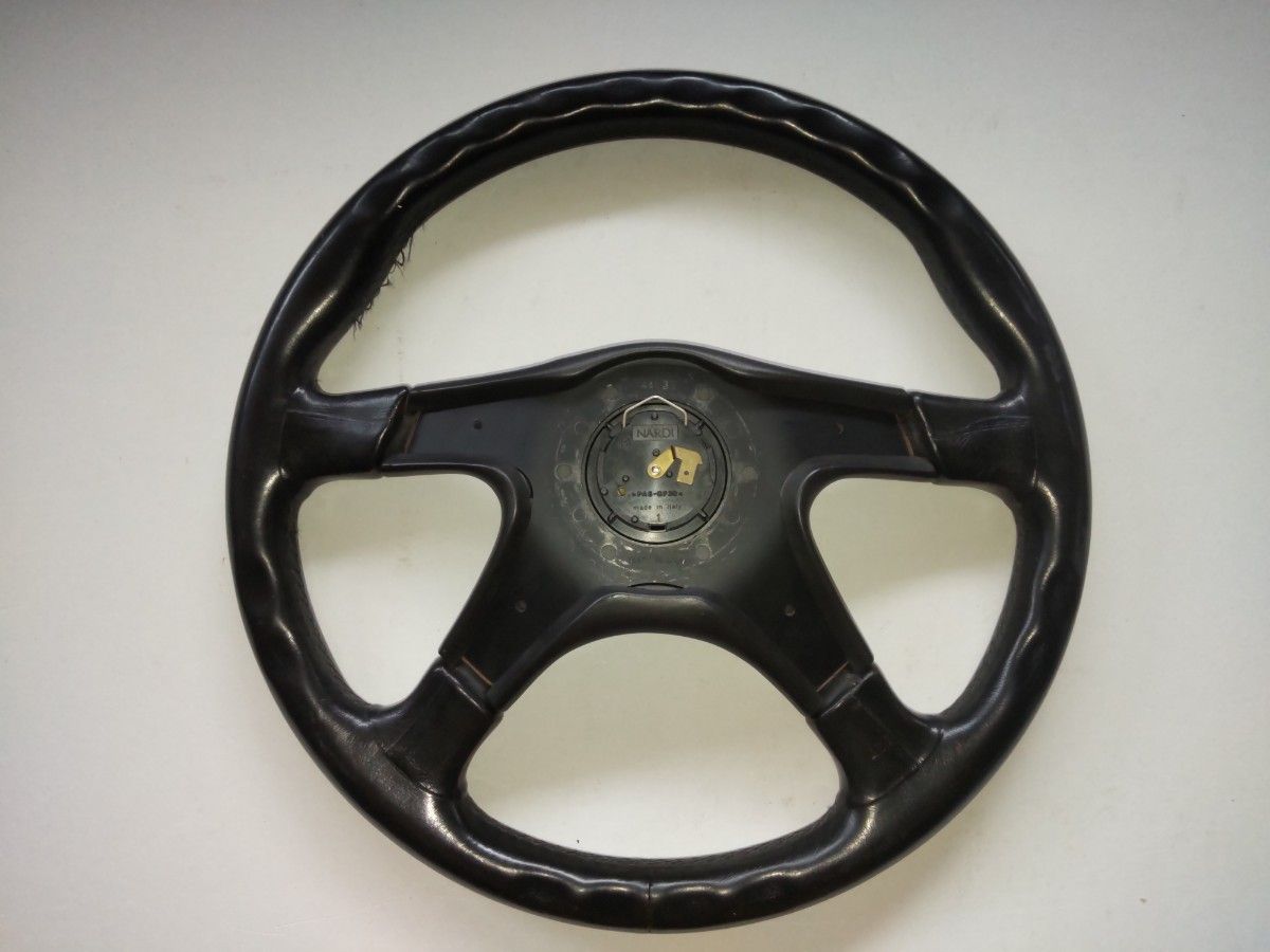 NARDI ナルディ GARA4 ガラ4 ステアリング ハンドル ホイール 黒 NARDI ナルディ GARA4 ガラ4 ステアリング ハンドル ホイール 黒