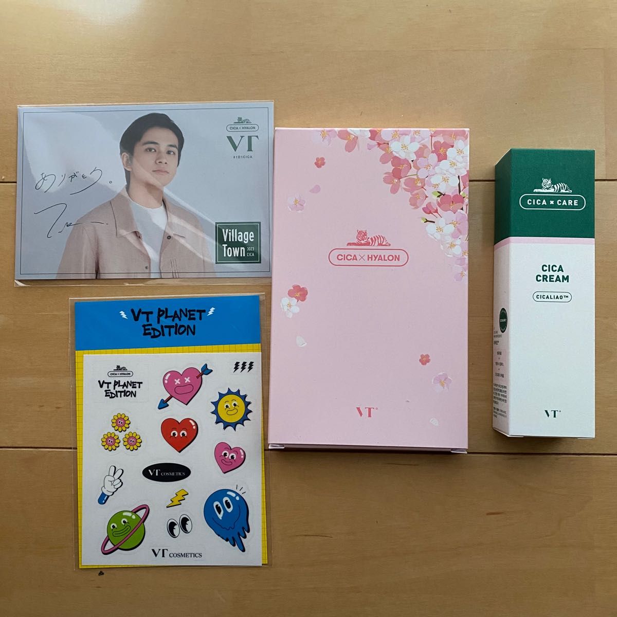 VT COSMETICS CICAクリーム50ml 桜の手鏡 ステッカー 北村匠海ポスト