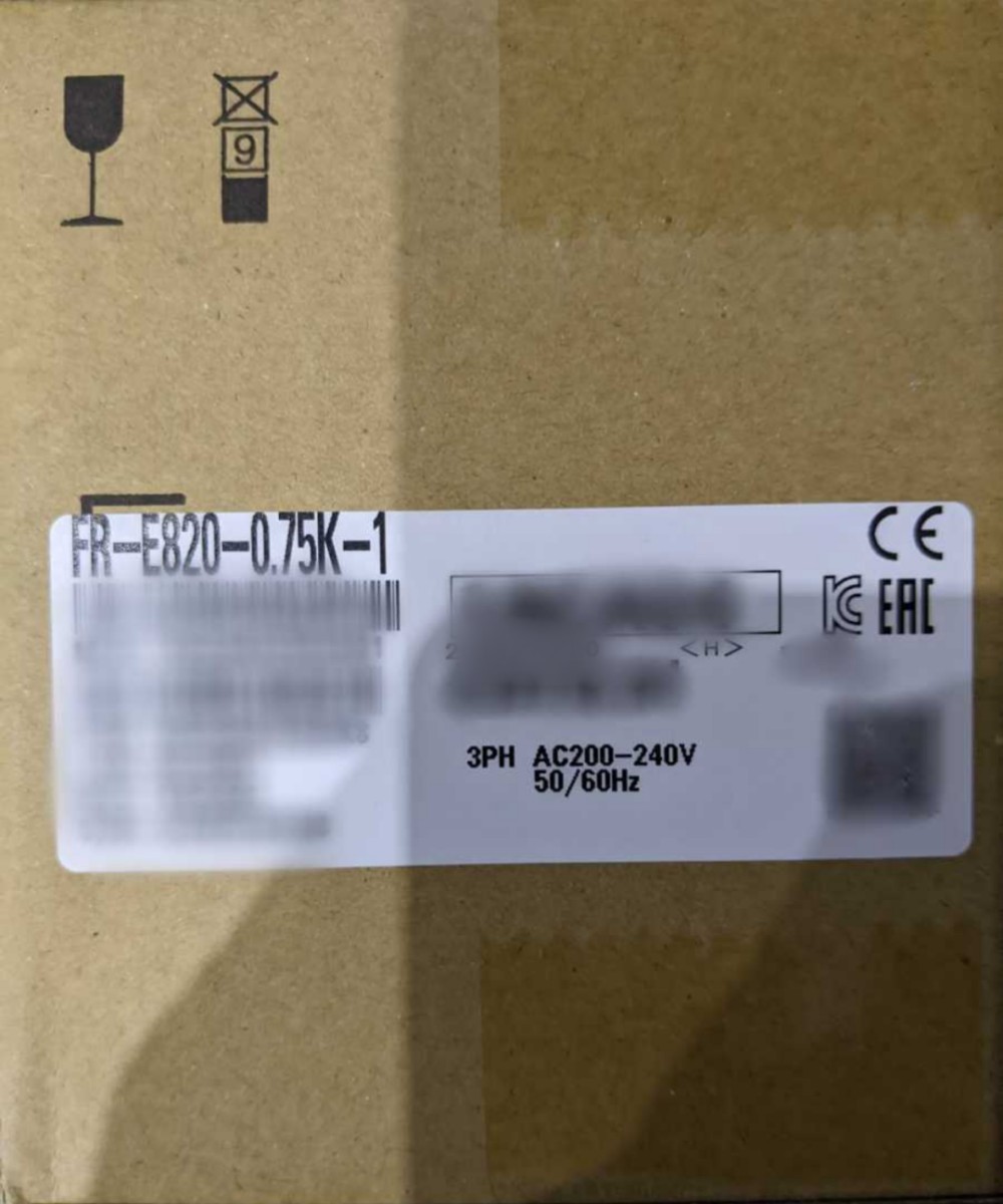 新品 三菱 2023年製造 FR-E820-0.75K-1 インバーター インバータ